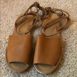 Topshop • Leather Lace Up Gladiator Sandals